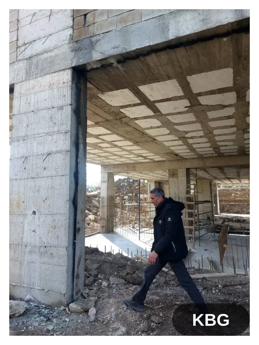 Döşeme güçlendirme yüzey hazırlığı ve epoksi uygulama Döşeme güçlendirme yüzey hazırlığı ve epoksi uygulama